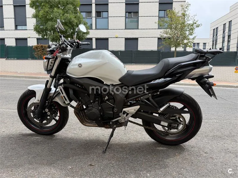 Yamaha FZ6 S2 2399 € 2007 Madrid - 1