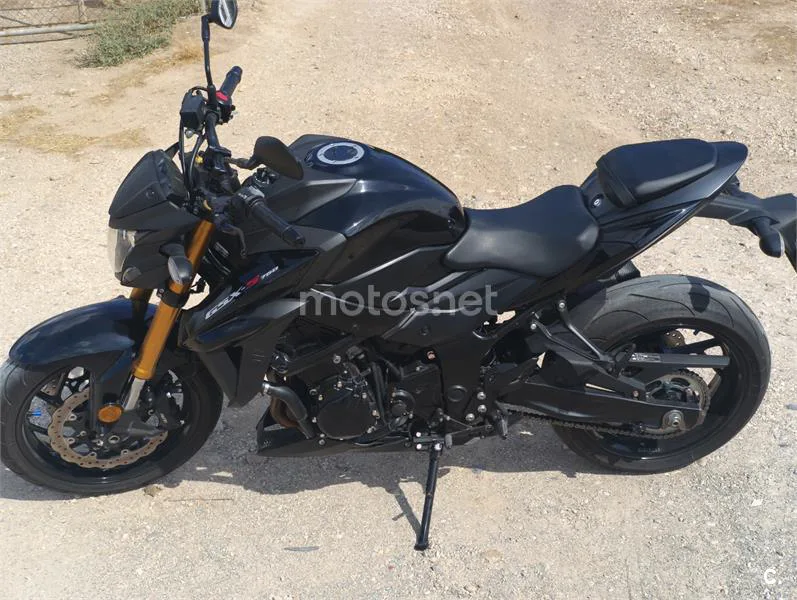Suzuki GSX-S750 6000 € 2017 Córdoba - 1