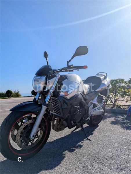 Suzuki GSR600 3000 € 2008 Asturias - 1