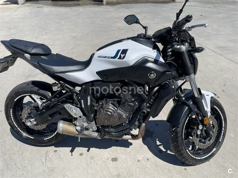Yamaha MT-07 - Vista 1