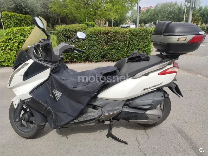 Kymco Super Dink 300 1400 € 2012 Madrid - 1