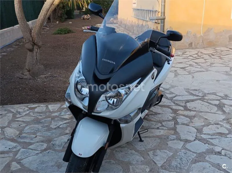 Honda SW-T400 3400 € 2010 Alicante - 1