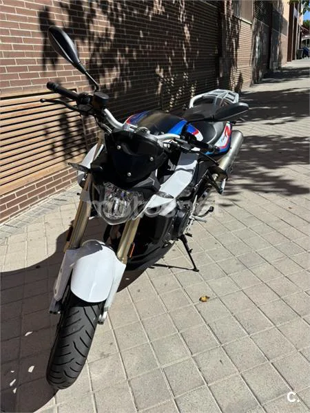 BMW F 800 R - Vista 1