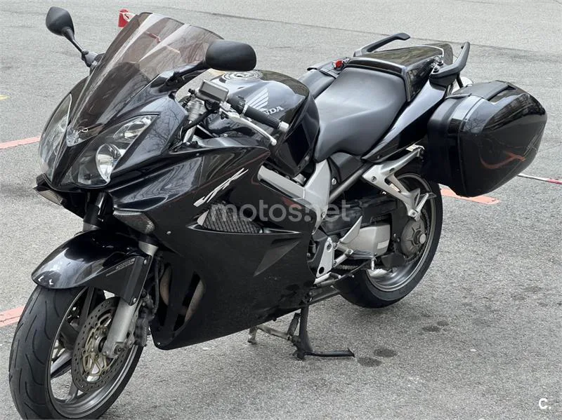 Honda VFR800F 2500 € 2008 Navarra - 1