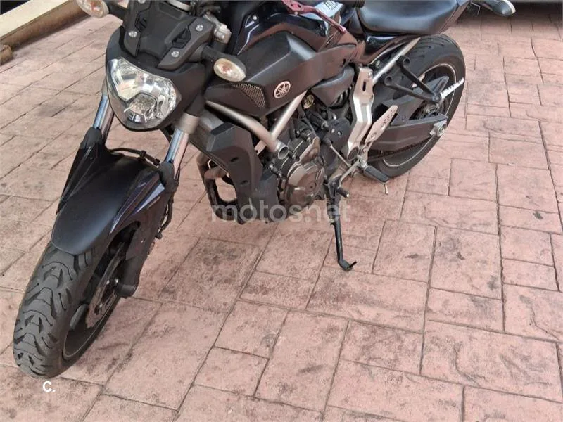 Yamaha MT-07 - Vista 1