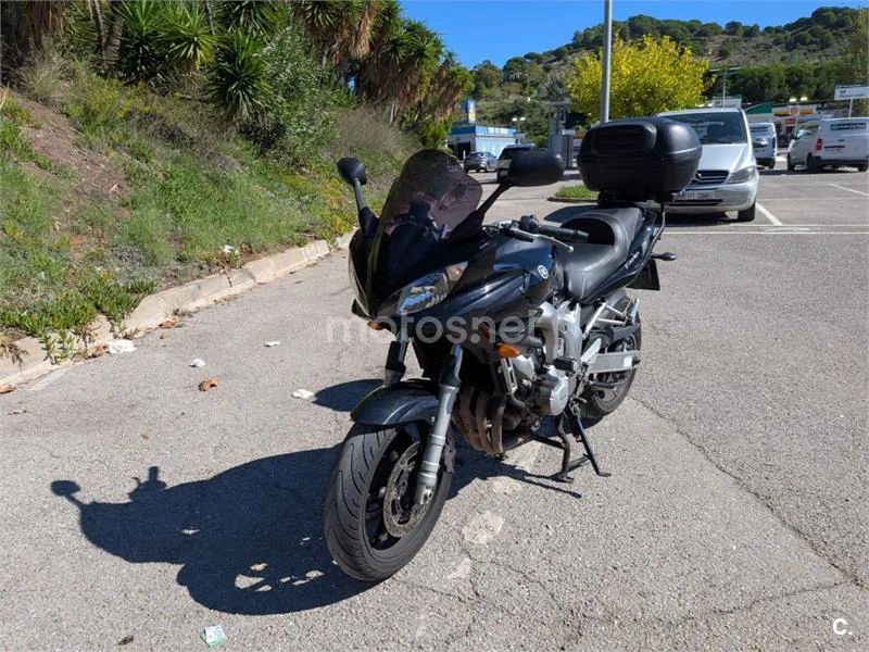 Yamaha FZ6 Fazer - Vista 1
