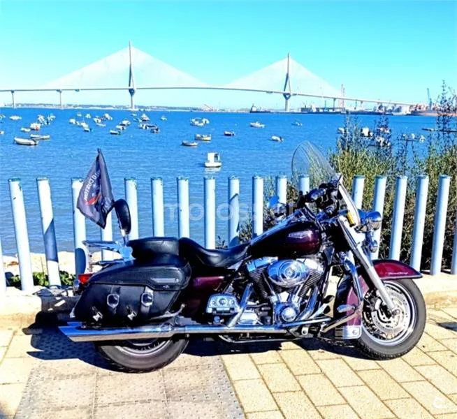 Harley-Davidson Road King 10.300 € 2005 Cádiz - 1