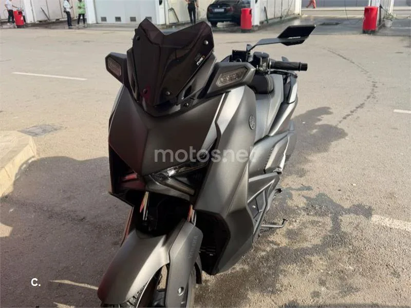 Yamaha XMAX 300 5300 € 2023 Ceuta - 1