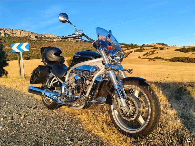 Hyosung Aquila GV 650 2100 € 2007 La Rioja - 1