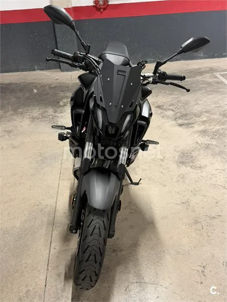 Yamaha MT-07 - Vista 1