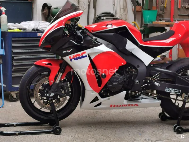 Honda CBR1000RR Fireblade 7300 € 2012 Navarra - 1