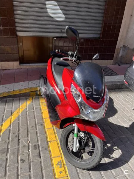 Honda PCX125 2200 € 2013 Valladolid - 1