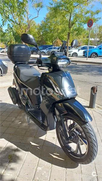 Peugeot Tweet 125 2100 € 2025 Madrid - 1