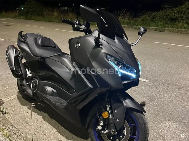 Yamaha TMAX 13.200 € 2025 Cantabria - 1