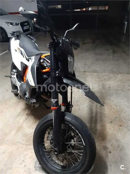 KTM 690 SMC R 3800 € 2019 Valencia - 1