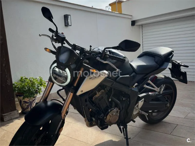 Honda CB650R 6500 € 2021 Sevilla - 1