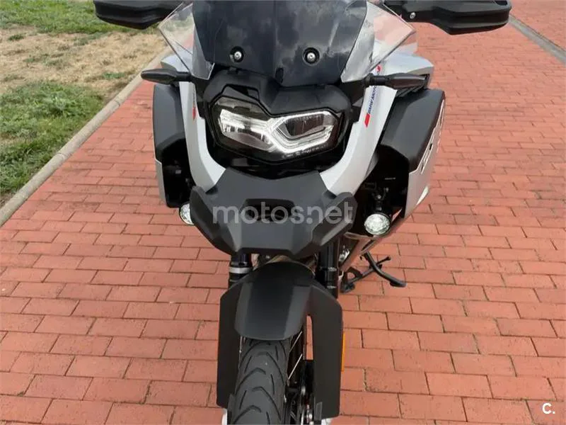 BMW F 900 GS - Vista 1