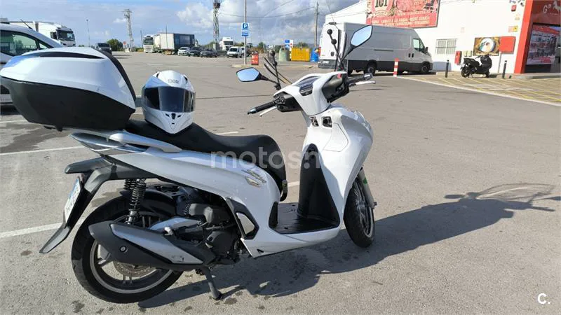 Honda SH350i 4100 € 2022 Tarragona - 1