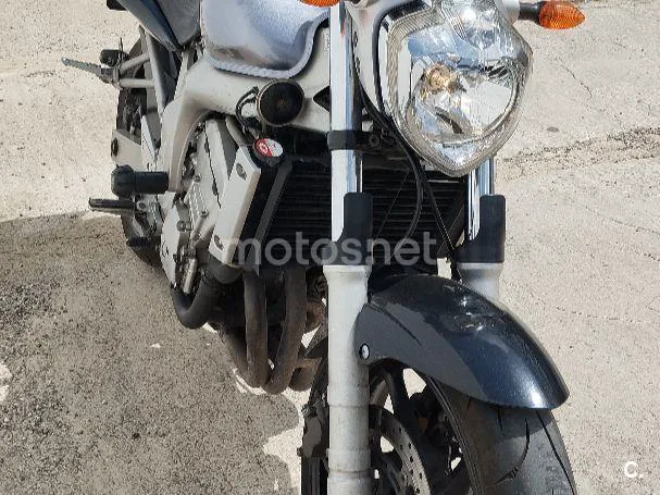 Yamaha FZ6 - Vista 1
