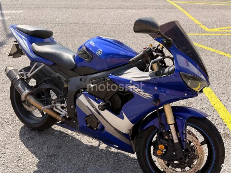 Yamaha YZF-R6 5000 € 2006 Bizkaia - 1