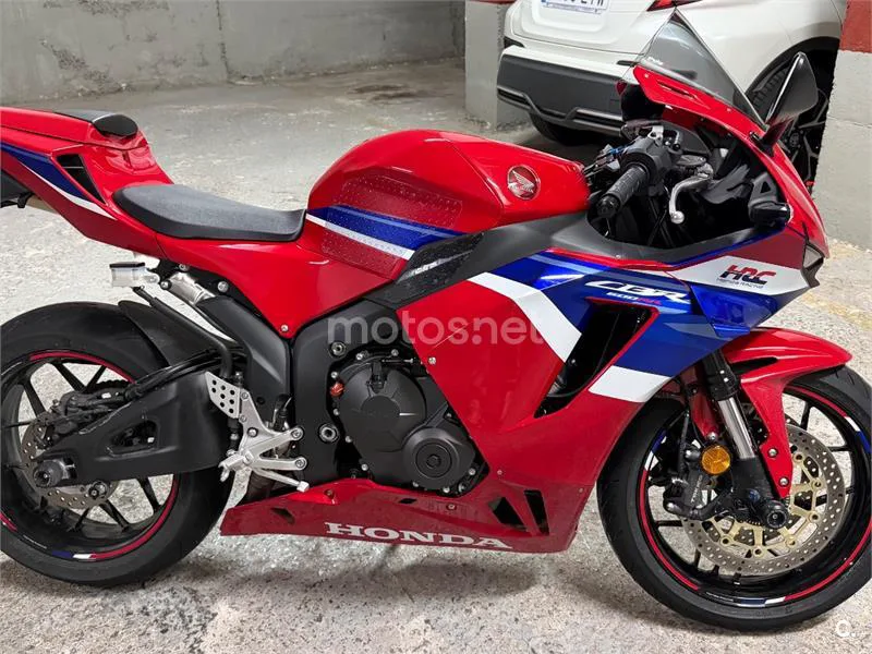 Honda CBR600RR - Vista 1