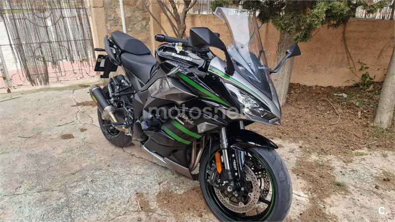 Kawasaki Ninja 1000SX - Vista 1