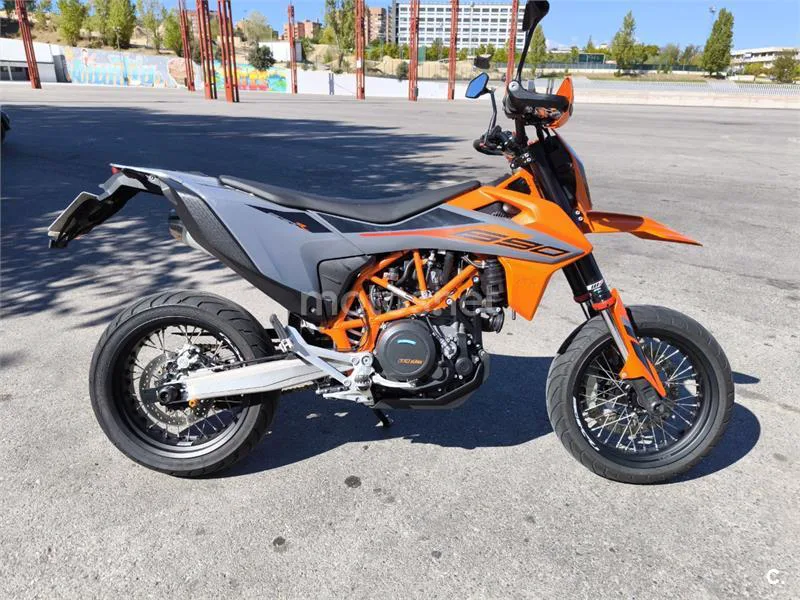 KTM 690 SMC R 7800 € 2021 Madrid - 1
