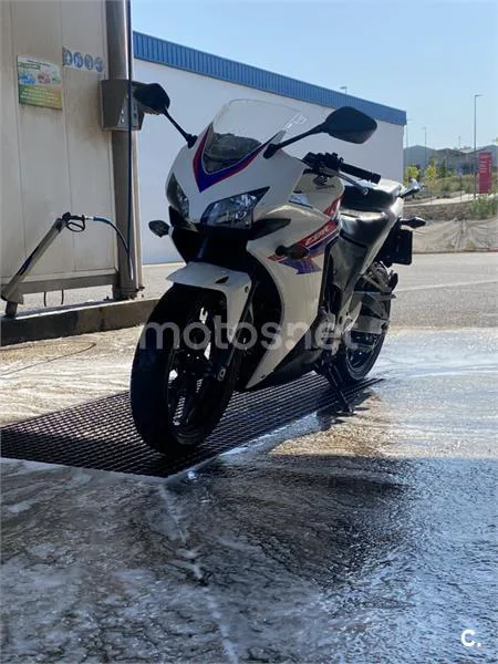 Honda CBR500R 3500 € 2013 Valencia - 1