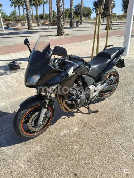 Honda CBF600S 2700 € 2007 Valencia - 1