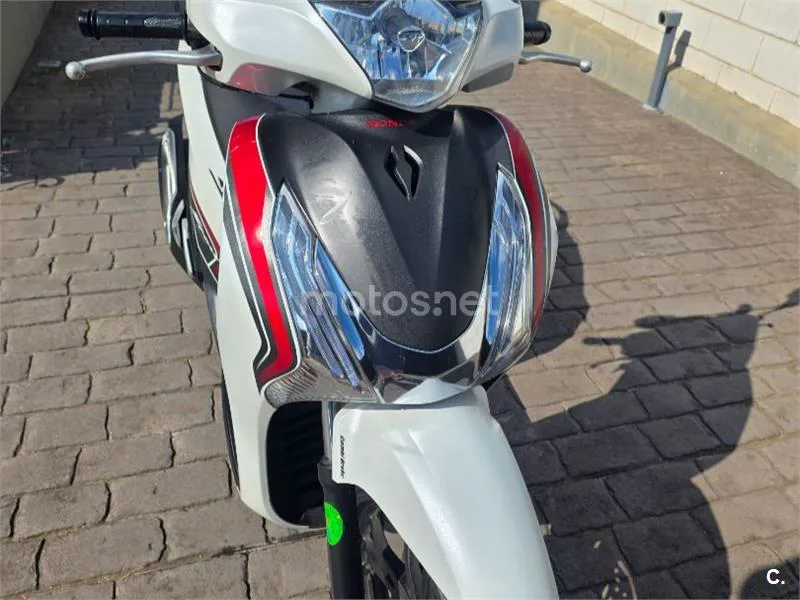 Honda SH125i 1800 € 2016 Girona - 1