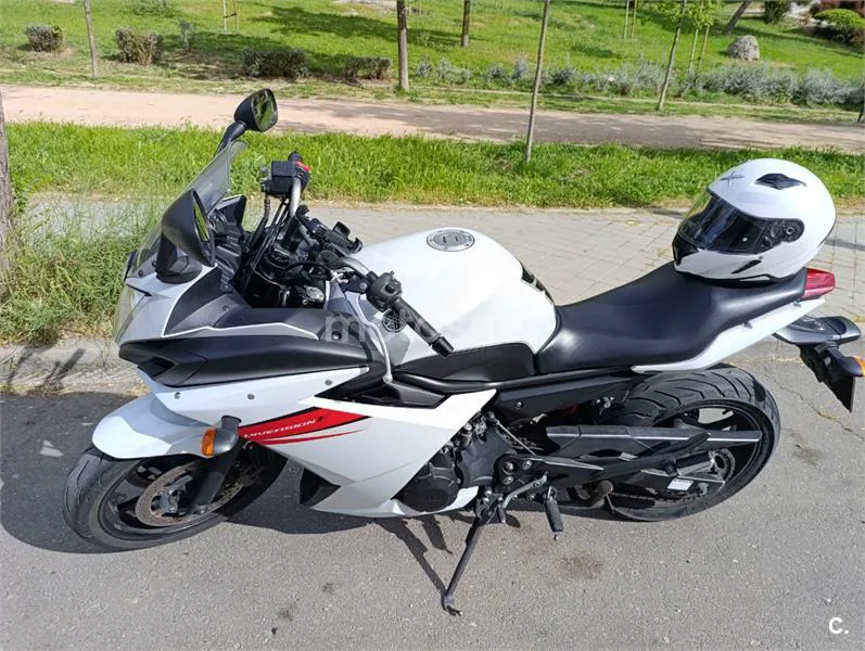 Yamaha XJ6 Diversion F - Vista 1