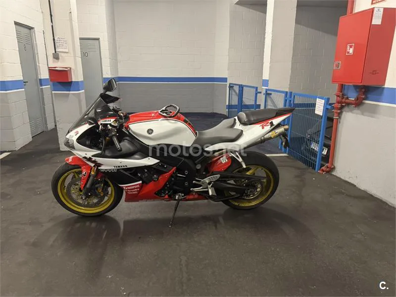 Yamaha YZF-R1 6500 € 2006 Asturias - 1