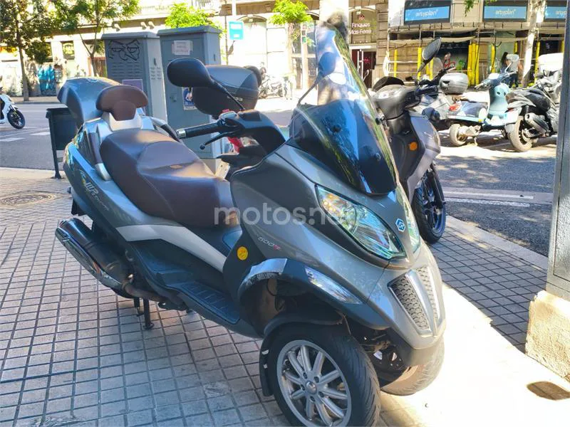 Piaggio MP3 500 Touring 2100 € 2012 Barcelona - 1