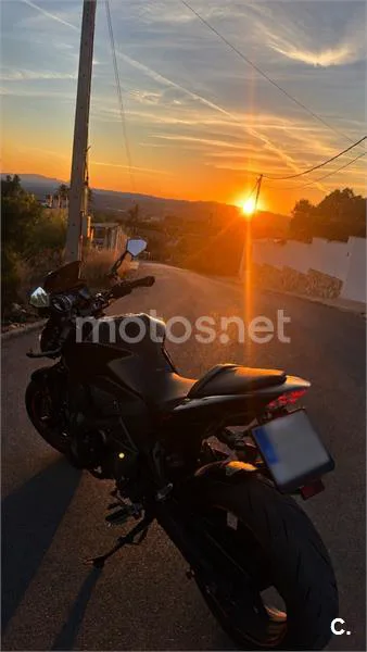 Kawasaki Z750 4200 € 2010 Valencia - 1