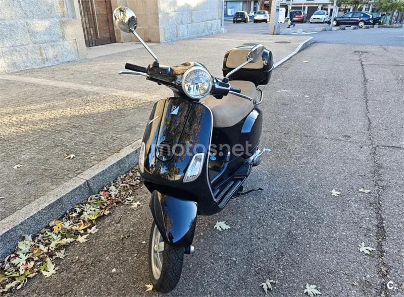Vespa LX 125 2600 € 2007 Ourense - 1