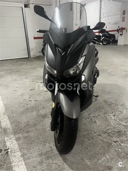 Yamaha XMAX 400 4200 € 2014 Barcelona - 1