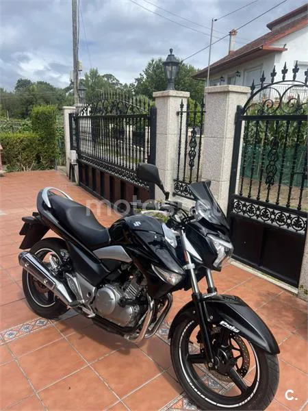 Suzuki Inazuma 250 1800 € 2012 A Coruña - 1