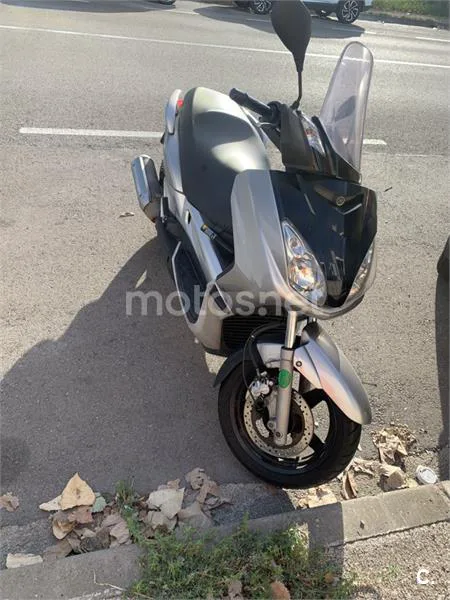 Yamaha XMAX 250 - Vista 1