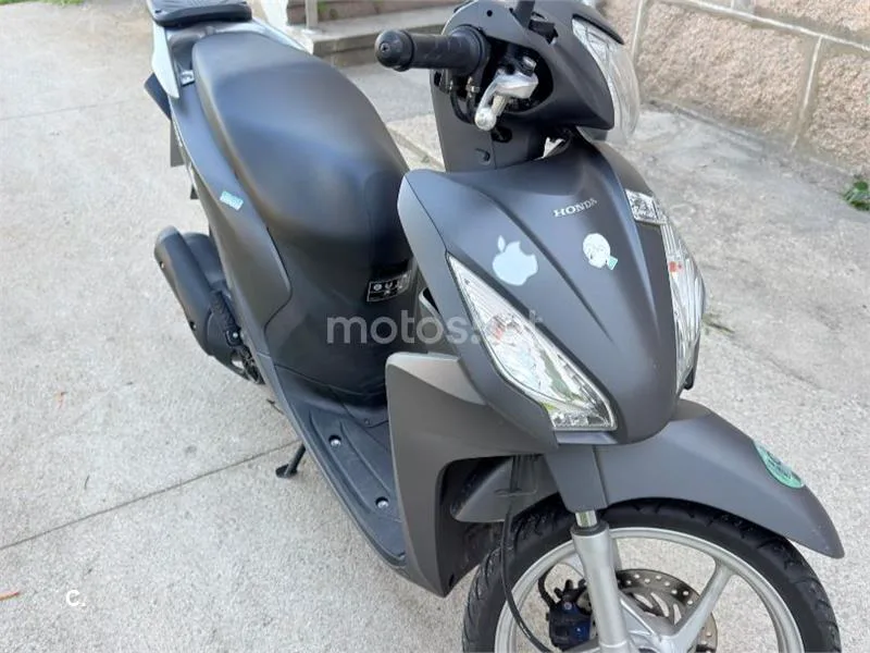 Honda Vision 1700 € 2018 Pontevedra - 1