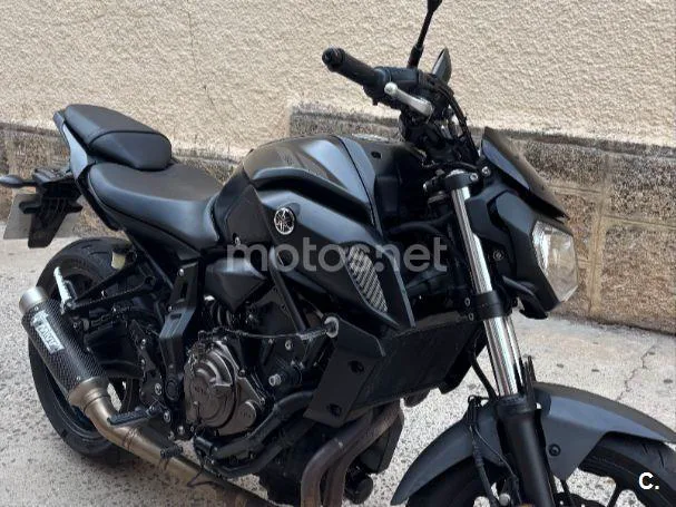 Yamaha MT-07 - Vista 1