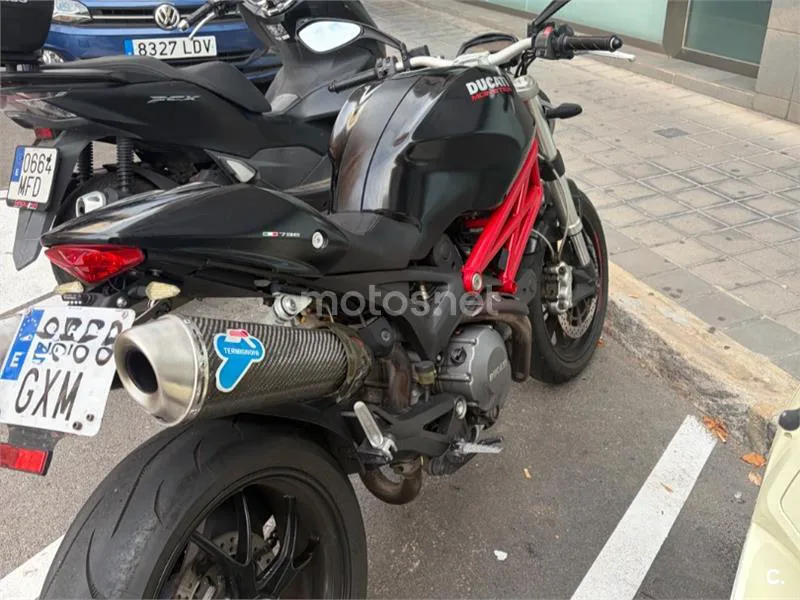 Ducati Monster 796 5250 € 2010 Valencia - 1