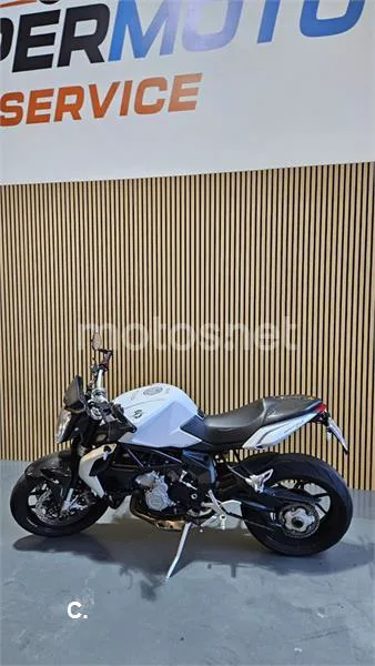 MV Agusta F3 675 5800 € 2015 Barcelona - 1