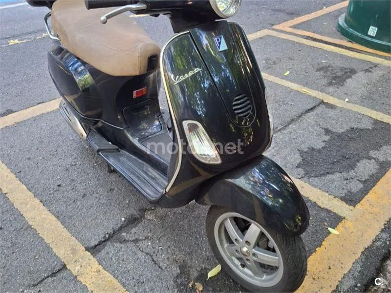Vespa LX 125 1900 € 2007 Navarra - 1