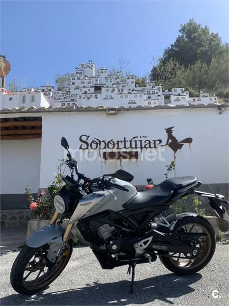 Honda CB125R 3699 € 2022 Granada - 1