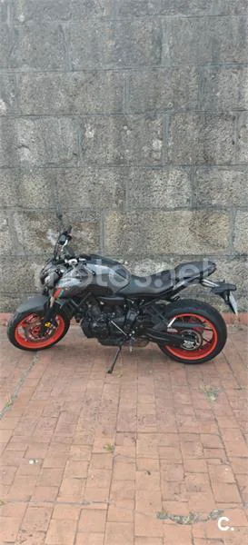 Yamaha MT-07 5800 € 2021 Pontevedra - 1