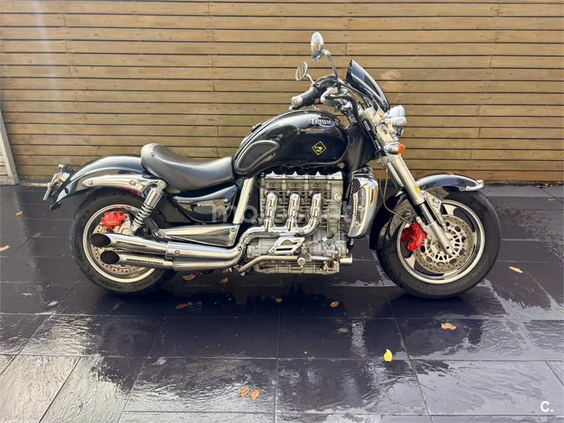 Triumph Rocket 3 8500 € 2006 Pontevedra - 1