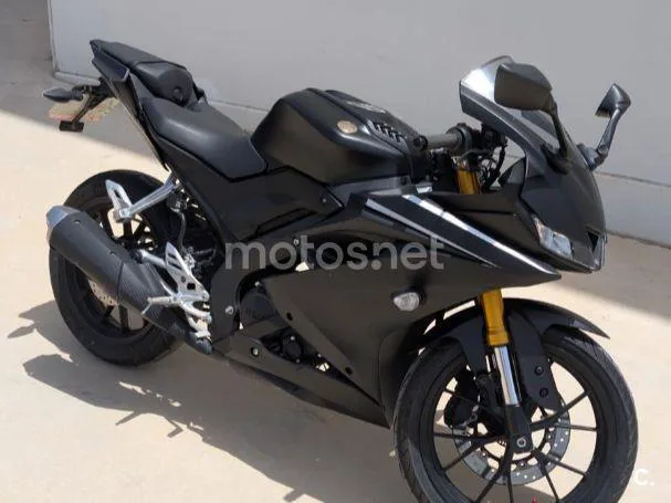 Yamaha YZF-R125 - Vista 1