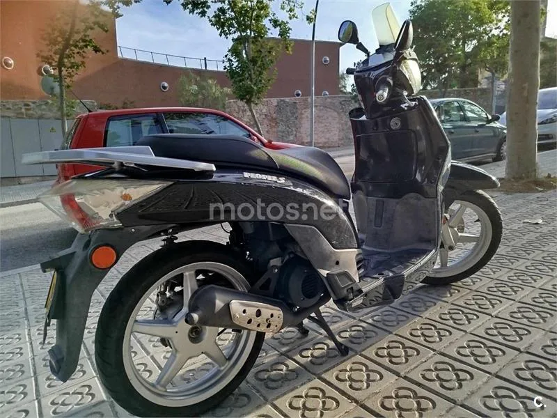 Kymco People S 50 950 € 2012 Barcelona - 1