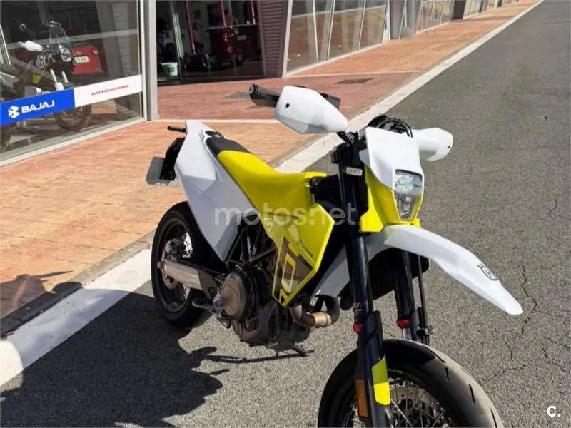 Husqvarna 701 Supermoto 10.999 € 2026 Bizkaia - 1