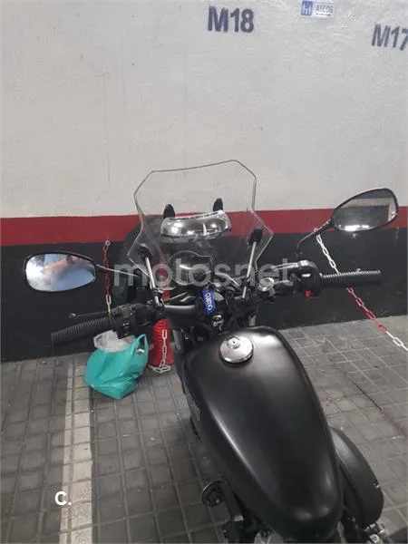 Hyosung Aquila GV 125 S 1950 € 2021 Madrid - 1